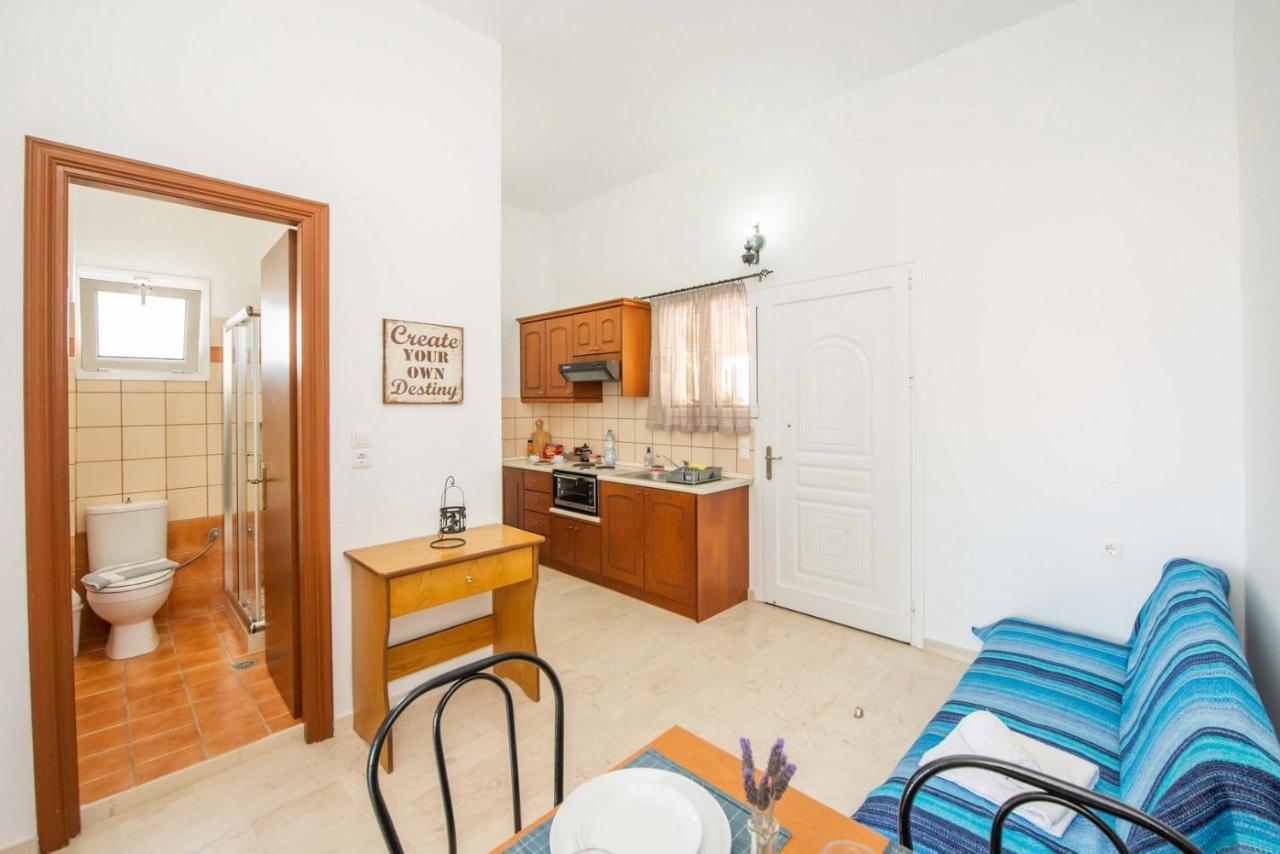Lena'S Apartments Astrakeri 외부 사진